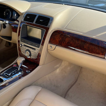 Sellerie Jaguar Cuit et alcantara