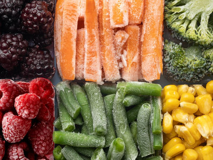 3 alimentos congelados que ayudan a mantener una piel saludable y joven, según una dermatóloga