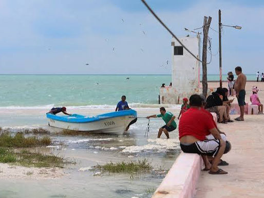 Huracán Isaias se fortalece a categoría 2 y amenaza la costa del Golfo