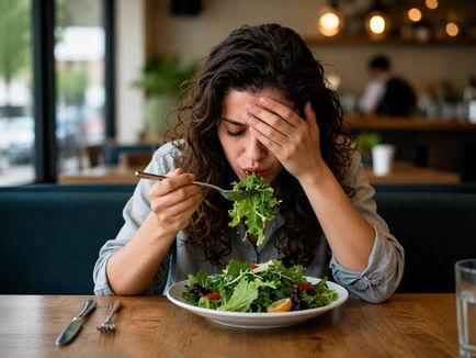 La FDA vincula un gran brote de parásitos con lechuga retirada del mercado
