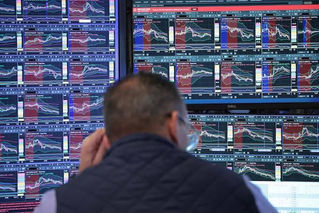 Las acciones de IA se desploman mientras sus propios líderes alertan sobre los riesgos de perder el control