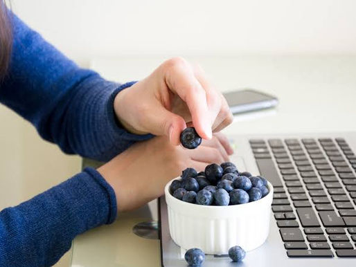 De la energía mañanera al sueño profundo: cómo usar 5 frutas comunes como “medicina funcional”