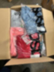 Mixed womens clothing box 30 items