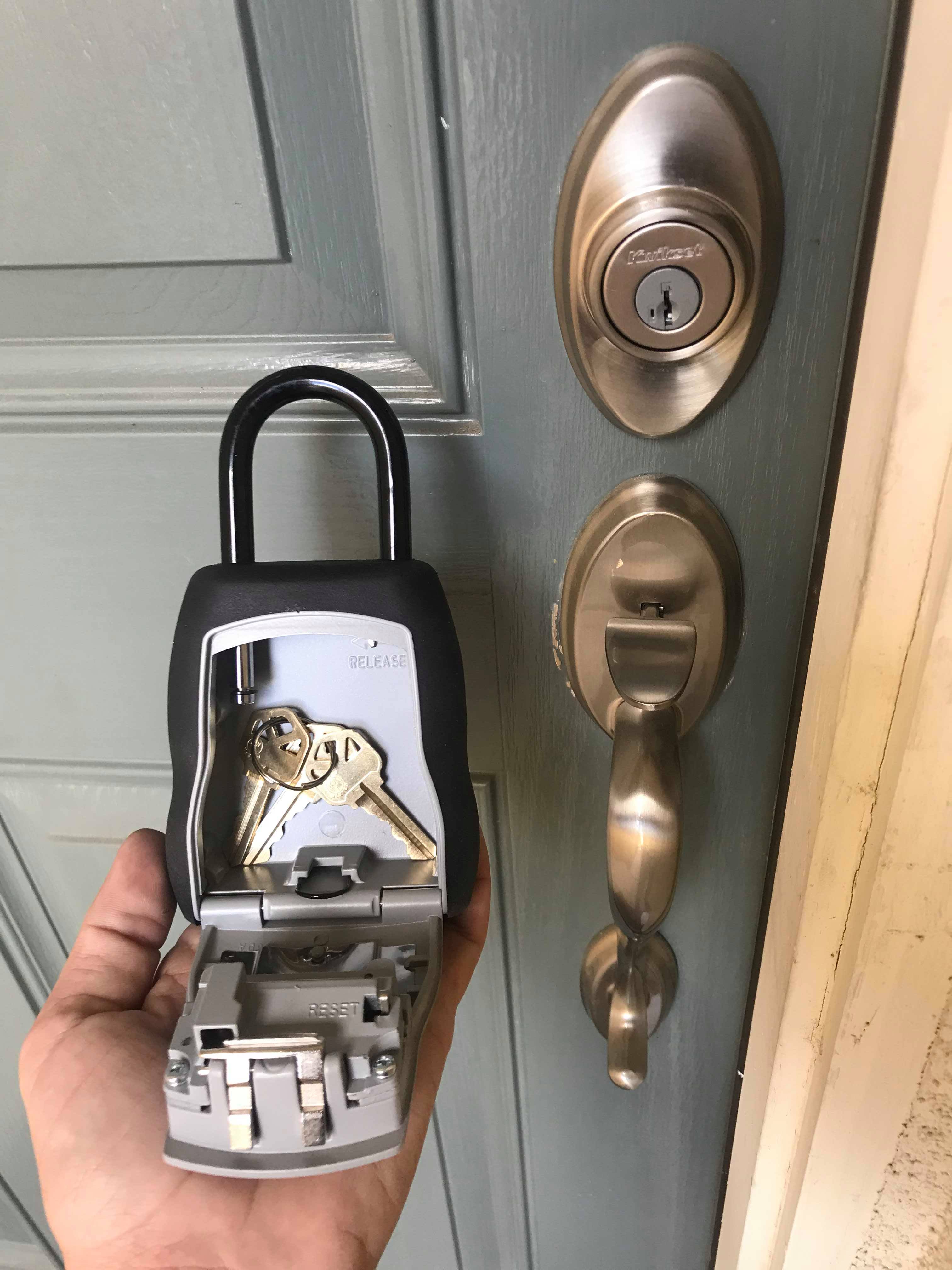 Contact Locksmith Pros United States Locksmith Palm Springs, CA