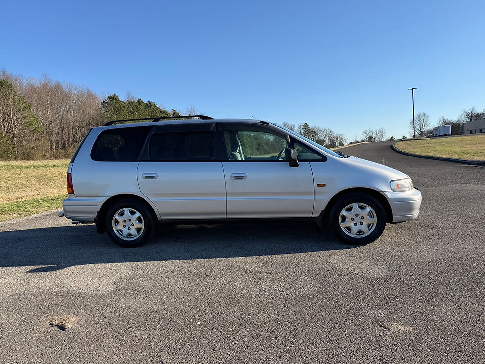 Thumbnail: 1995 HONDA ODYSSEY 65k miles factory right Hand Drive USA Postal van POV