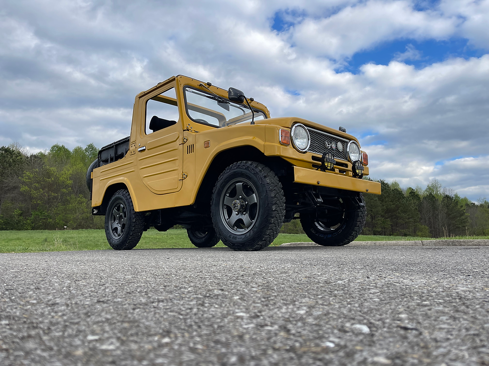 Thumbnail: 1979 DAIHATSU TAFT F20 CONVERTIBLE TOP 58k miles 4x4 A/C 6passenger IN USA