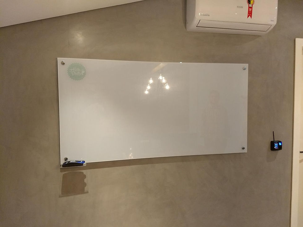 Lousa de Vidro com Logotipo