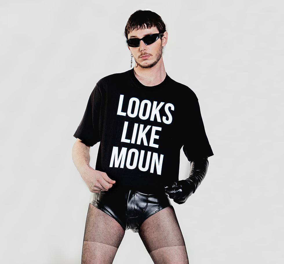 Frente t-shirt looks like Moun