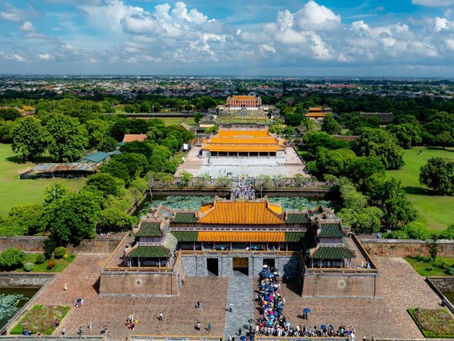 Ninh Binh to Hue Bus Schedule 2026 | VIP Cabin Bus & Ticket Prices