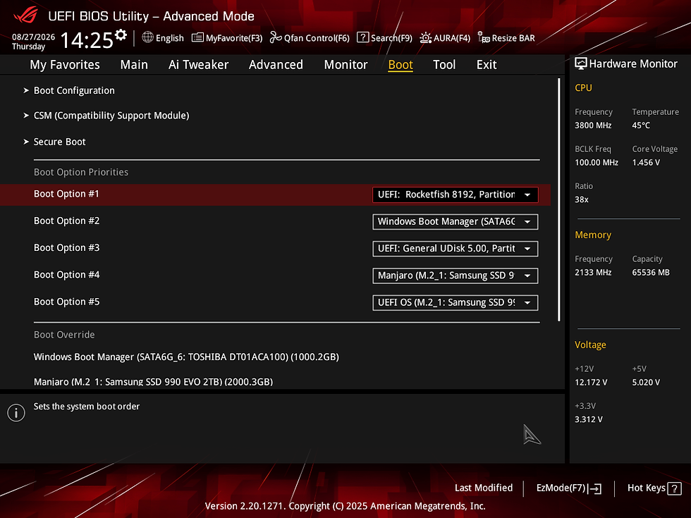 The Ubuntu installation flash drive listed as the priority boot option in the boot order.
