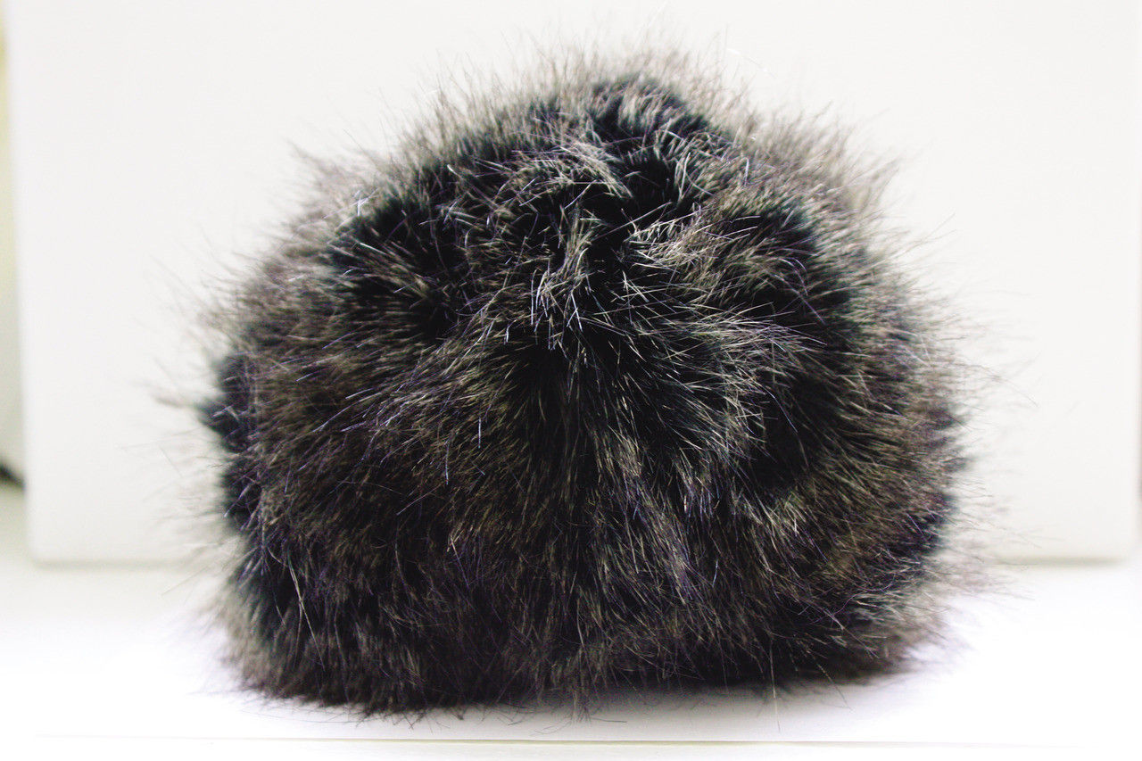 Bernat Faux Fur Pompom Black Mink 1040