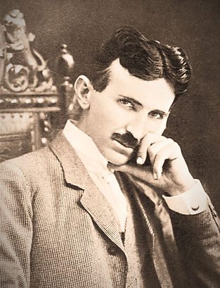 Nikola Tesla_edited.jpg