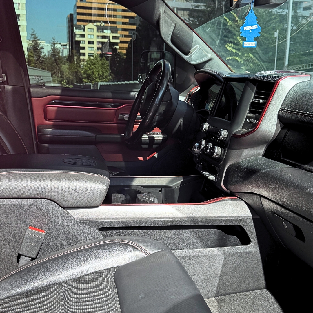 RAM 1500 Rebel 5.7 V8 Crew Cab — foto 15 de 15