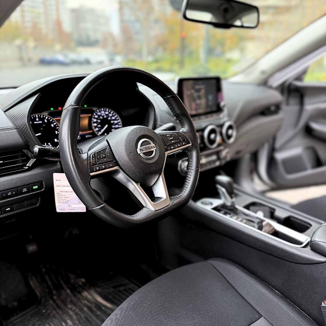 Nissan Sentra — foto 15 de 15