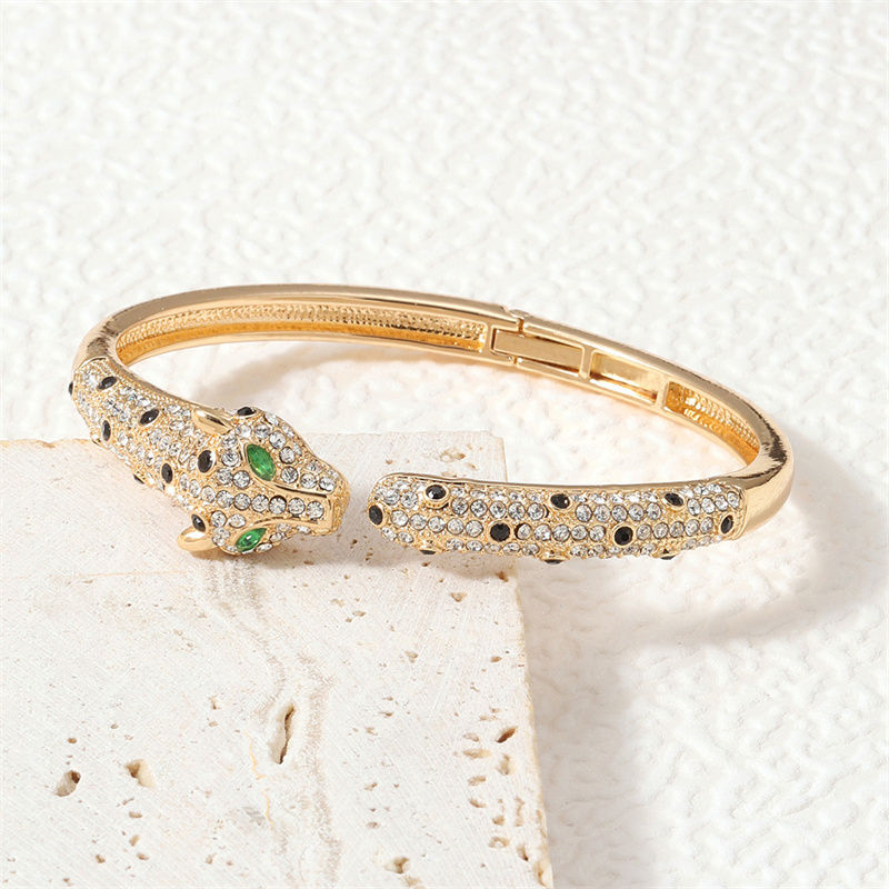 Thumbnail: Fashion Design Zinc Alloy Leopard Head Barcelet Pave Rhinestone Crystal Panther 