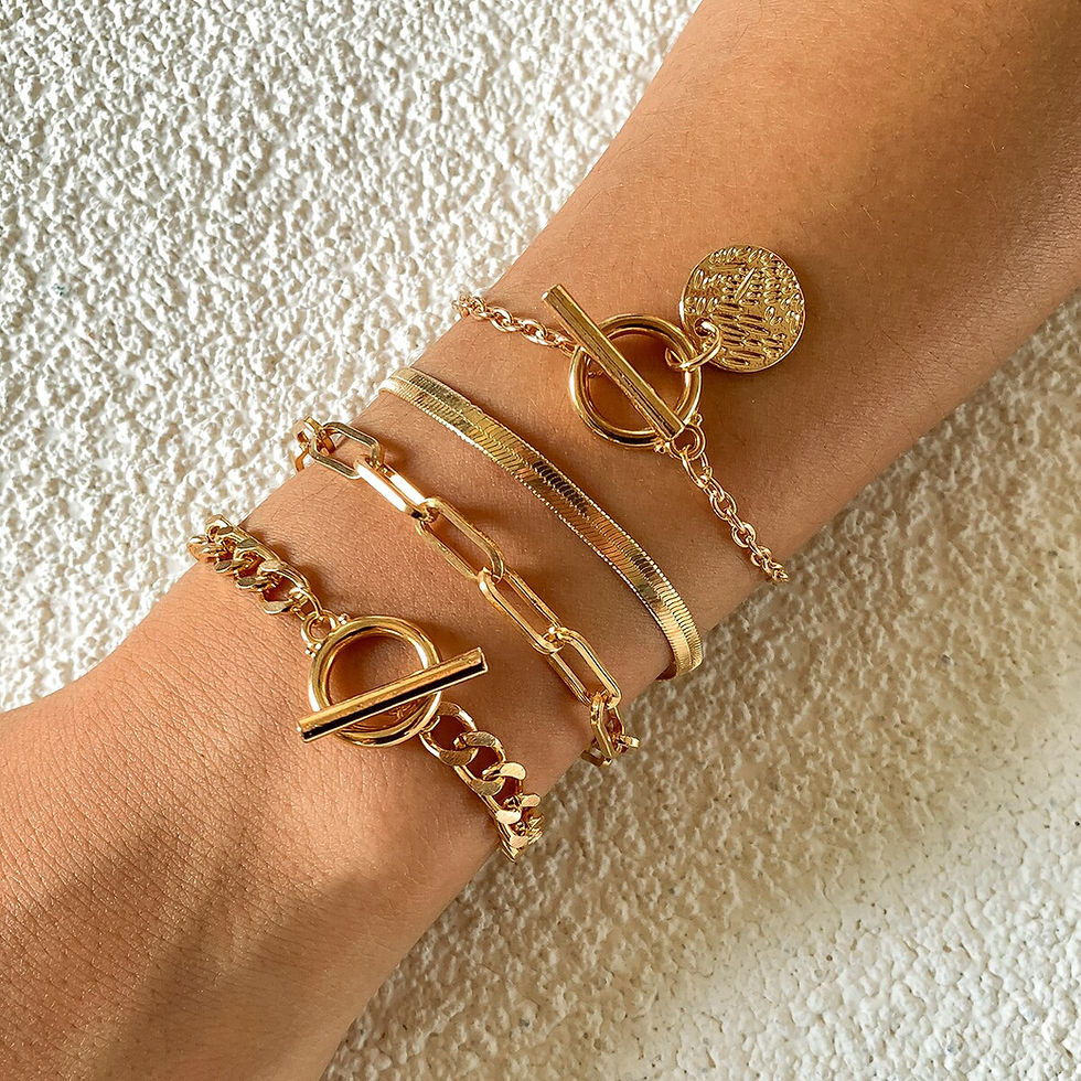 Thumbnail: Punk Cuban Link Chain Coin Pendant Bracelet for Women on Hand Vintage OT Buckle 