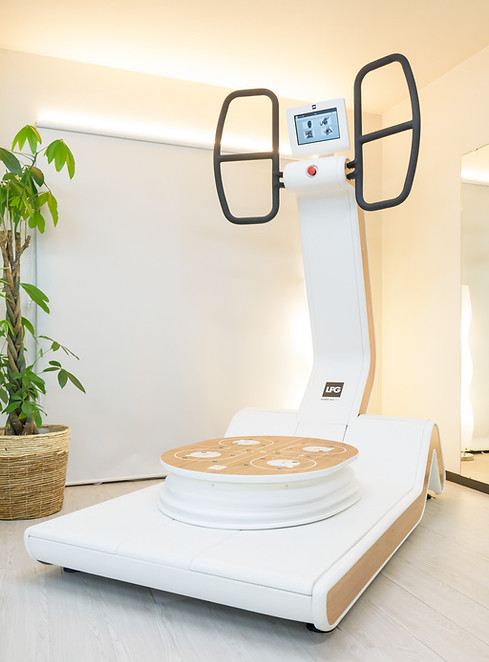 体幹トレーニングマシーン【HUBER】ヒューバー