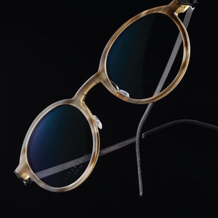 ที่สุดของความหรูหรากับความสง่างามของเขาสัตว์ แว่นที่มีหนึ่งเดียวในโลก "LINDBERG HORN UNICA"