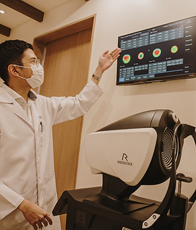 eyeshouse นัดตรวจวัดสายตากับนักทัศนมาตร.jpg