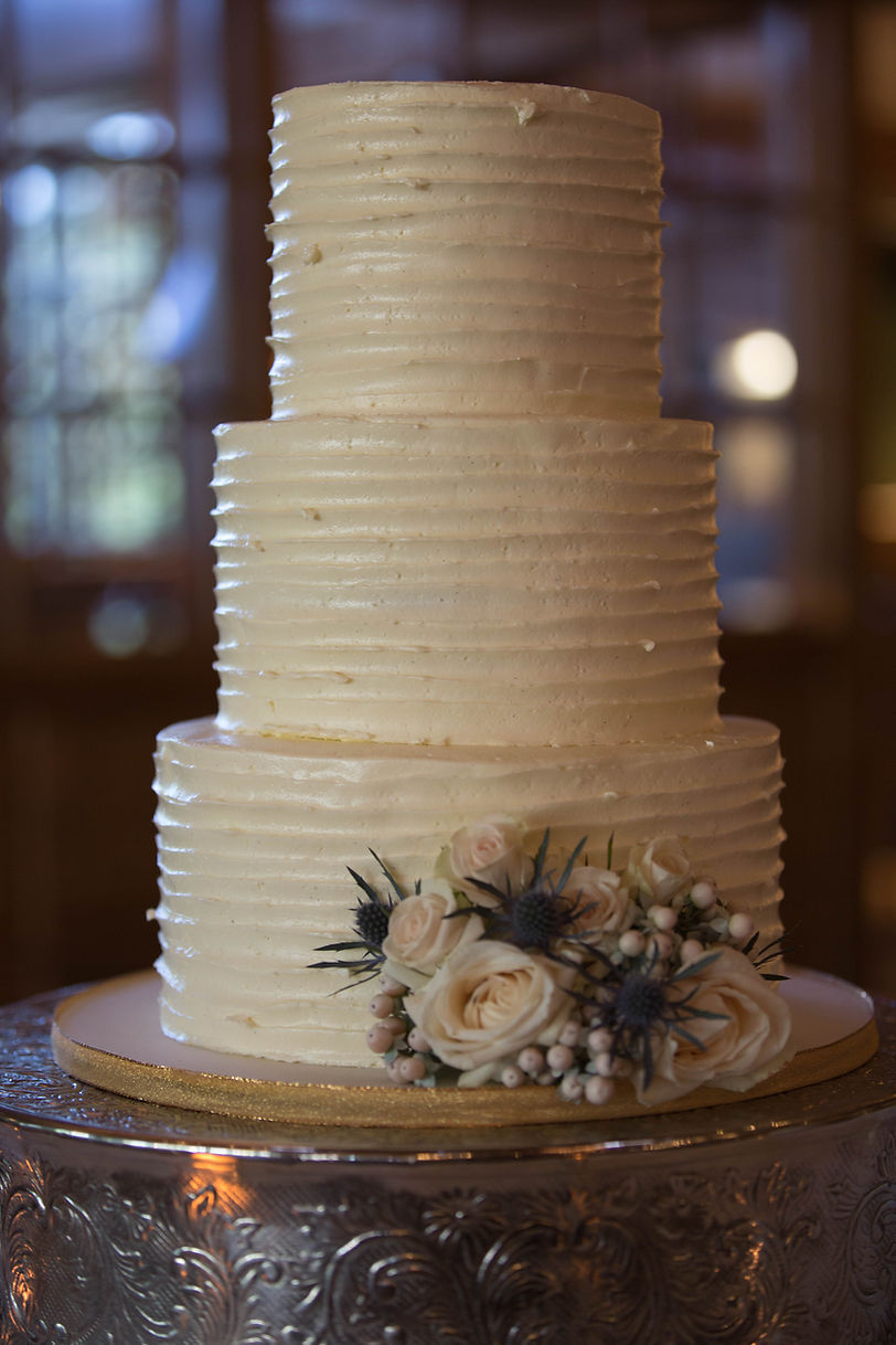 micro wedding cake rustic wedding NH