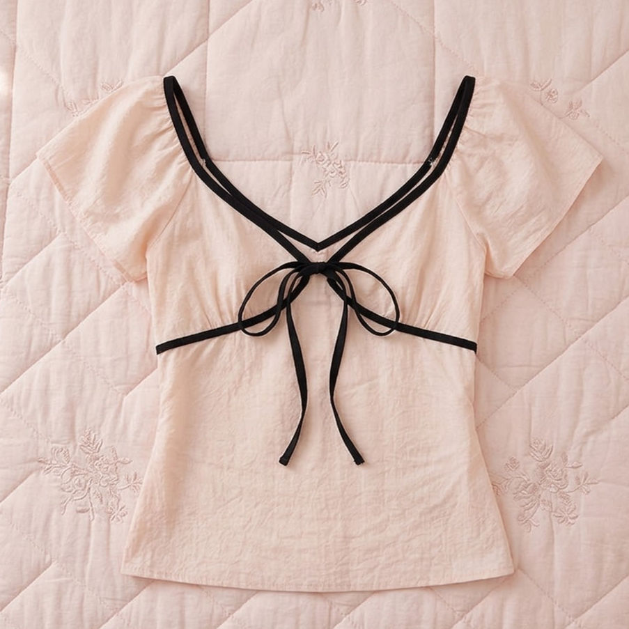 Camiseta feminina suchcute com decote em V e mangas curtas