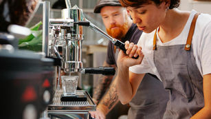 Must-Have Cooking Appliances for Cafes: Essential Kitchen Equipment
