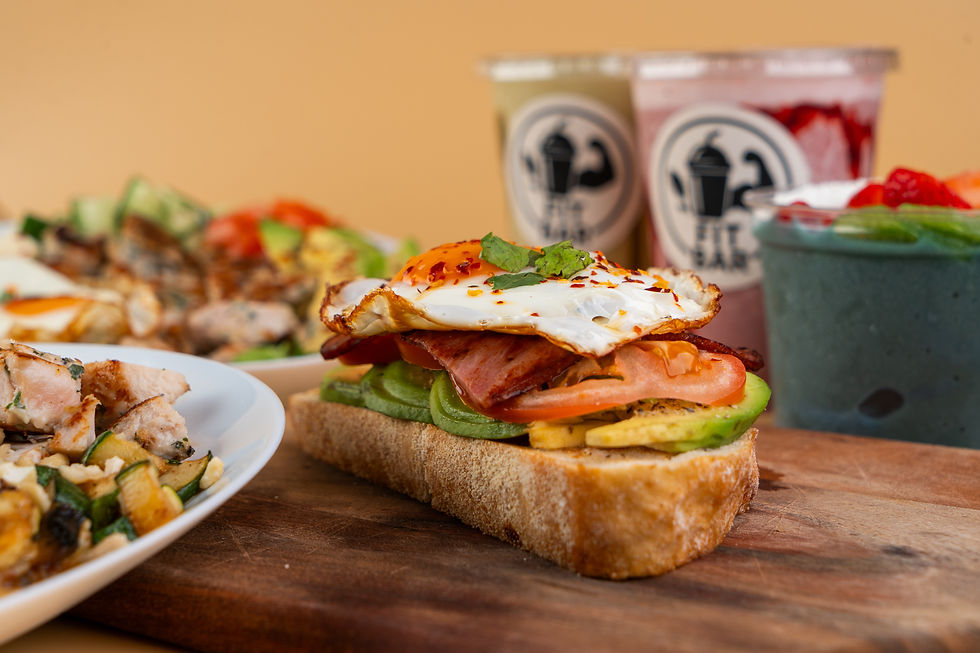 Fitberry shake – frisk proteinshake med jordbær, bringebær og blåbær