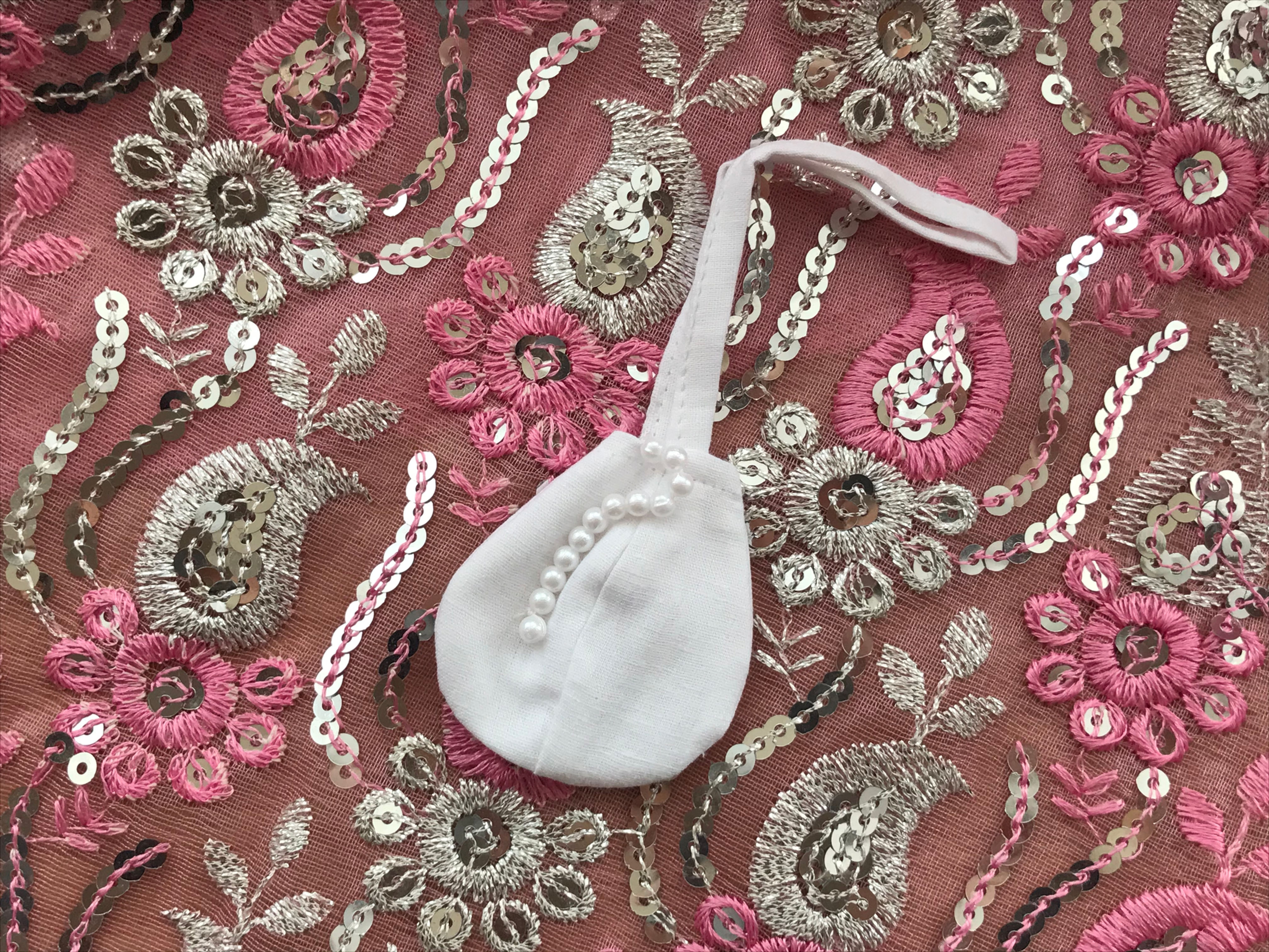 パラマグルデーヴ用　小さいビーズバック