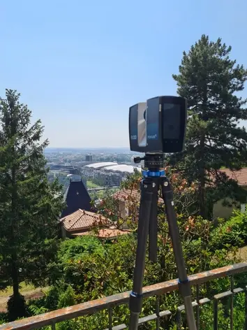vue rapprochée balcon plan de façade