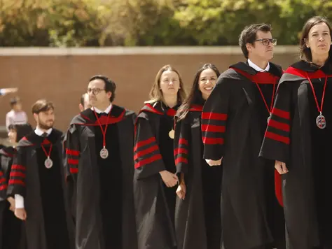 "El doctorado no quita lo tarado".