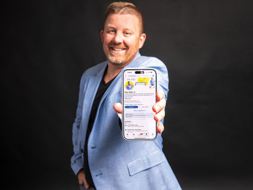 Stop Sending Cold DMs. Here's how I built a Reverse Business so my Inbox fills with Leads Instead