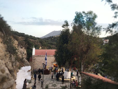Extra-urban places of Heraklion: Agia Eirini at Spilia