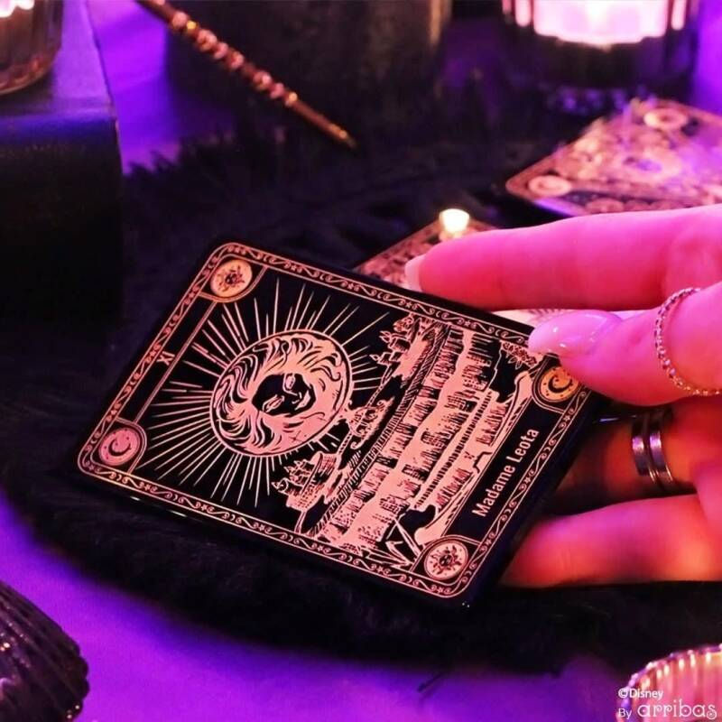 Arribas carte de tarot Phantom Manor Mme Leota