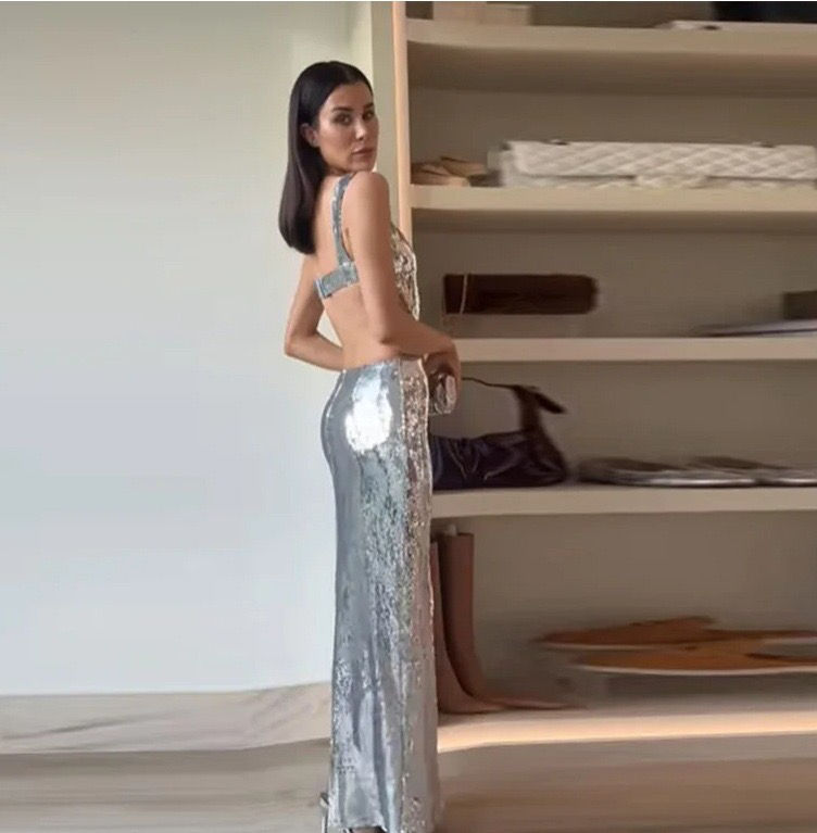 Thumbnail: Equine dress 
