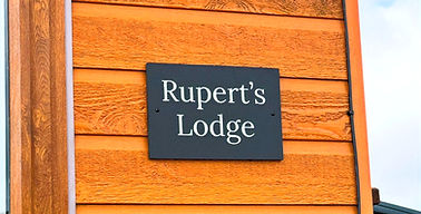 RUPERTS LODGE - Exterior