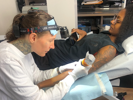 How to Keep Tattoo From Fading: Top Secrets to Preserve Your Design