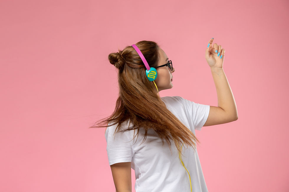 How to Style Butterfly Haircut: Modern Ideas to Try in 2025