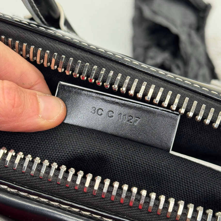 givenchy antigona 3C C 1127