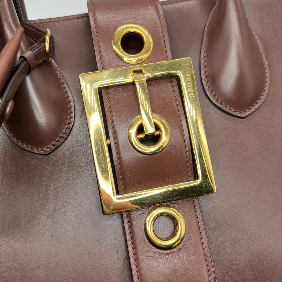 Gucci Lady Buckle 323652 520981