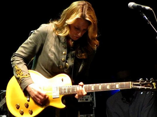 Thumbnail: Leather Susan Tedeschi Trucks' String Bracelet w/Swarovski Crystals