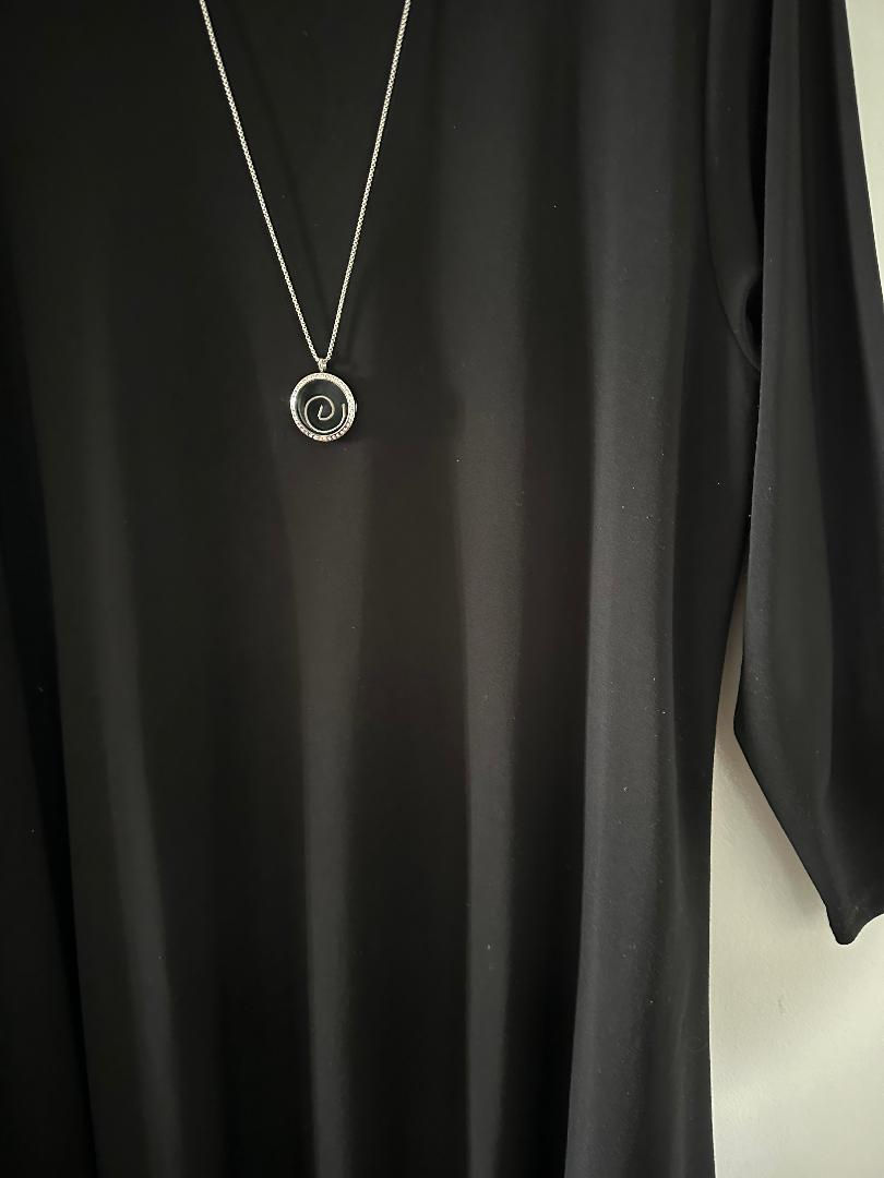 Thumbnail: Susan Tedeschi Trucks' Played String Reversable Locket (Crystals or Smooth)