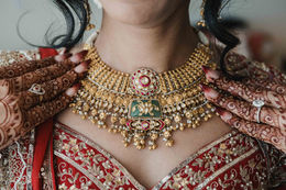 Indian wedding bride jewelry detail Los Cabos Mexico