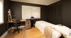 Treatment-room-2.jpeg