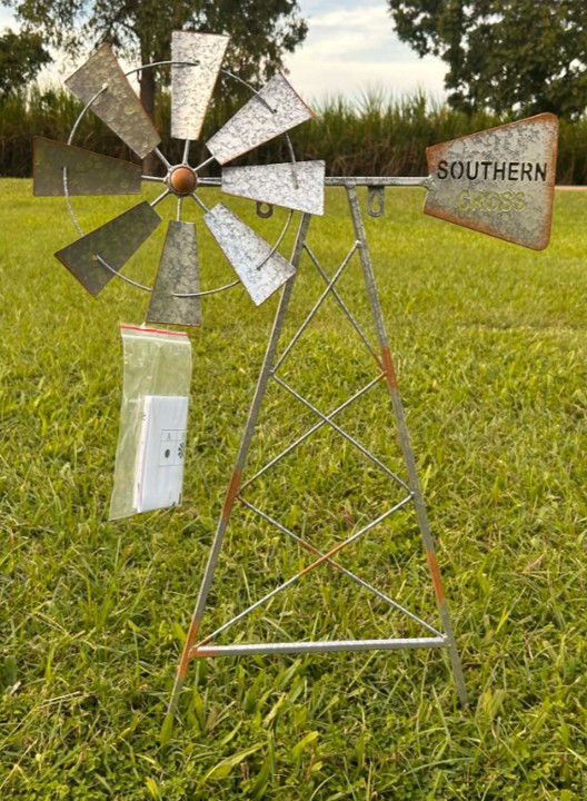 Indoor/Outdoor Windmill