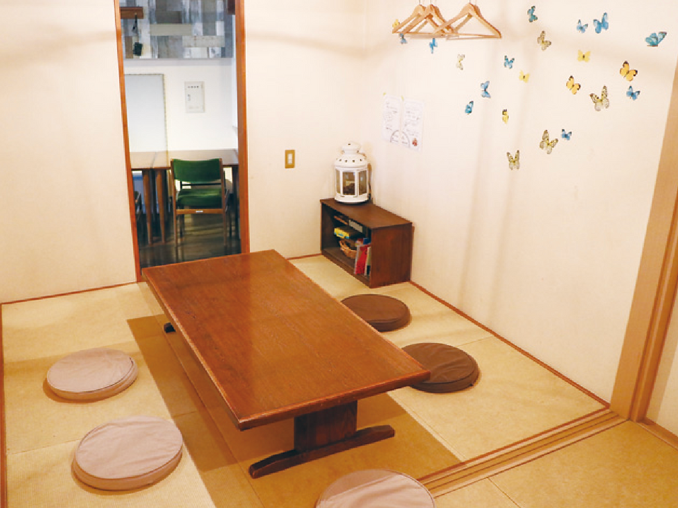 長泉町_アノテマリ_座敷席.png