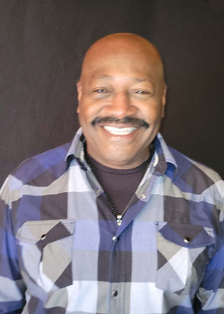 Business Portraits - Cell phone or Professional?