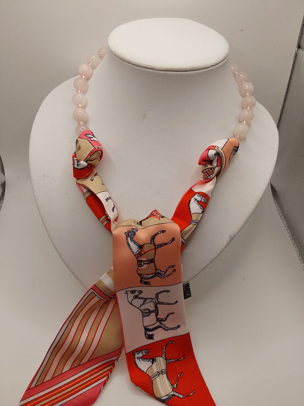 Thumbnail: Rose quartz scarf necklace