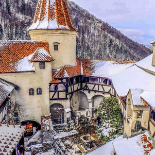 Влад Цепеш, Дракула, Тырговиште, Снагов, монастырь, легенда о Дракуле, Валахия, история Румынии, княжеский двор, ЗамокДракулы, Бран, Трансильвания, ИсторияДракулы, ГидТрансильвании, ТурПоРумынии, Брашов, ИсторическаяЭкскурсия, КультураРумынии, СказочныеЗамки