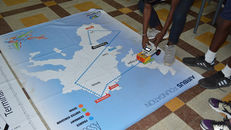 Workshop Air Sénégal / Airbus : assembler un avion et le programmer