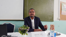 Trois lycées réunis pour écouter Monsieur David Diop parler de son livre "Frère d'âme"